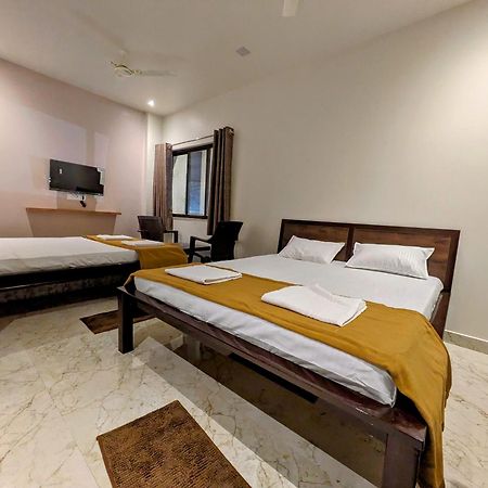 Hotel Madhusudan Executive Colhapur Exterior foto
