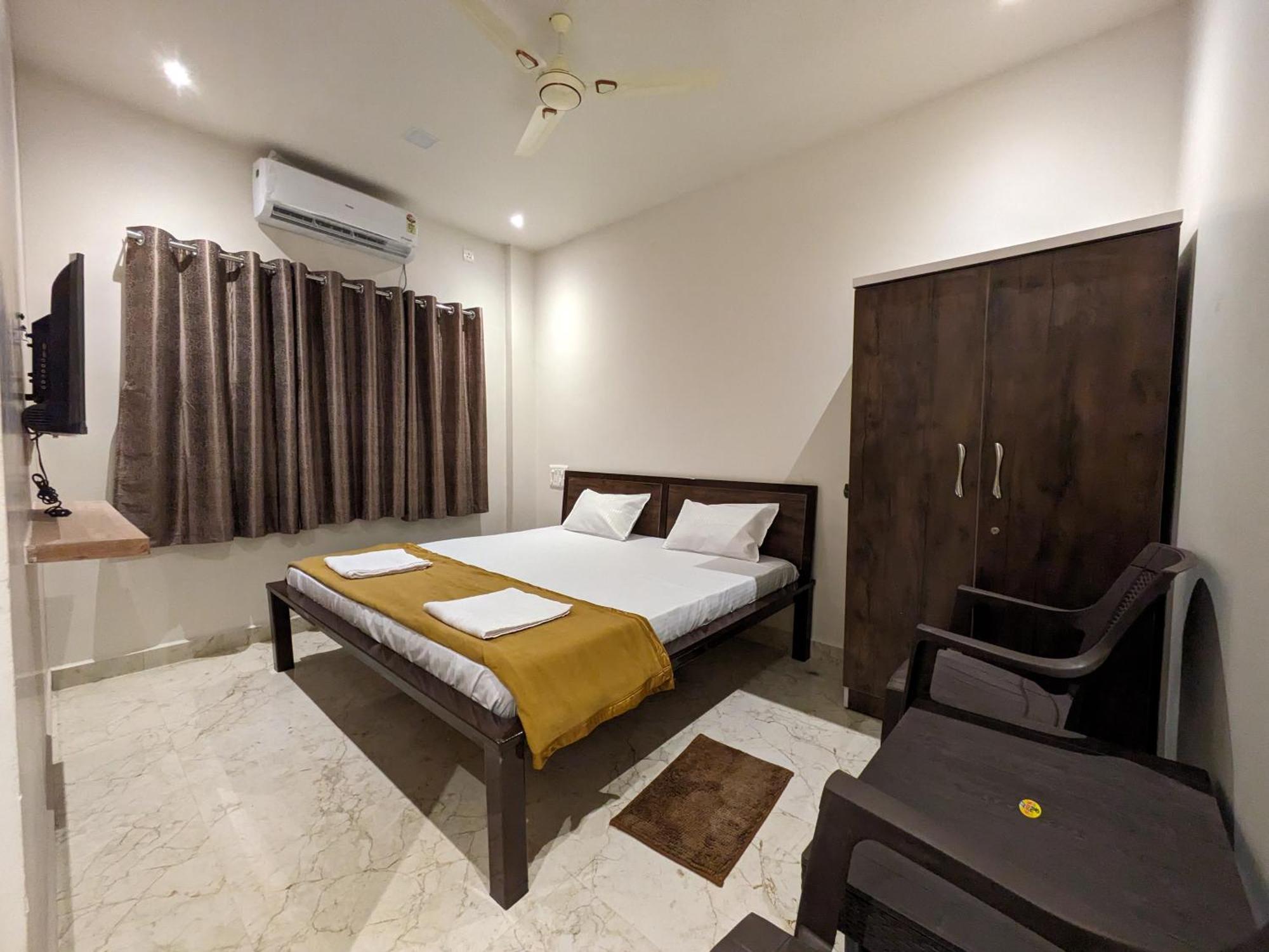 Hotel Madhusudan Executive Colhapur Exterior foto